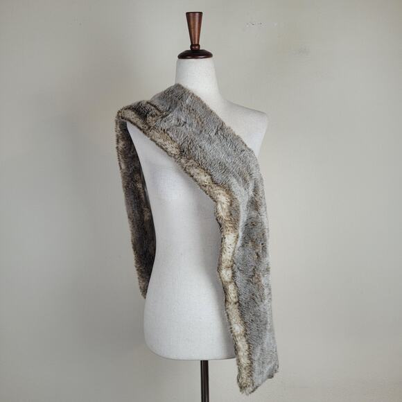 Restoration Hardware Scarf Wrap Gray Faux Fur Neck Warmer Rectangle Soft Fluffy - Picture 4 of 5
